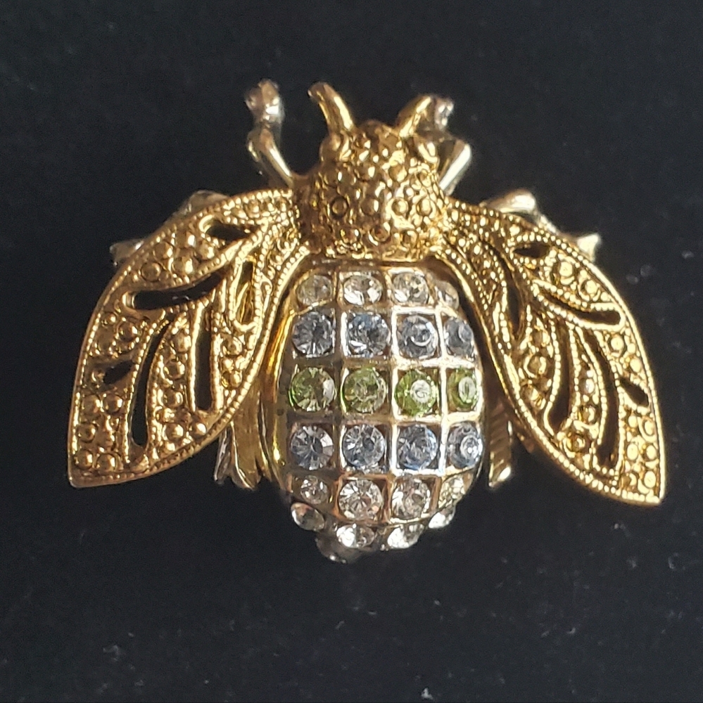 Vtg. Bee Crystals Brooch
